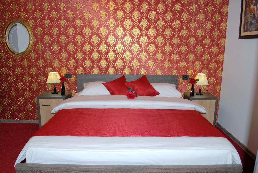 Harmonie Radauti Hostel Room photo
